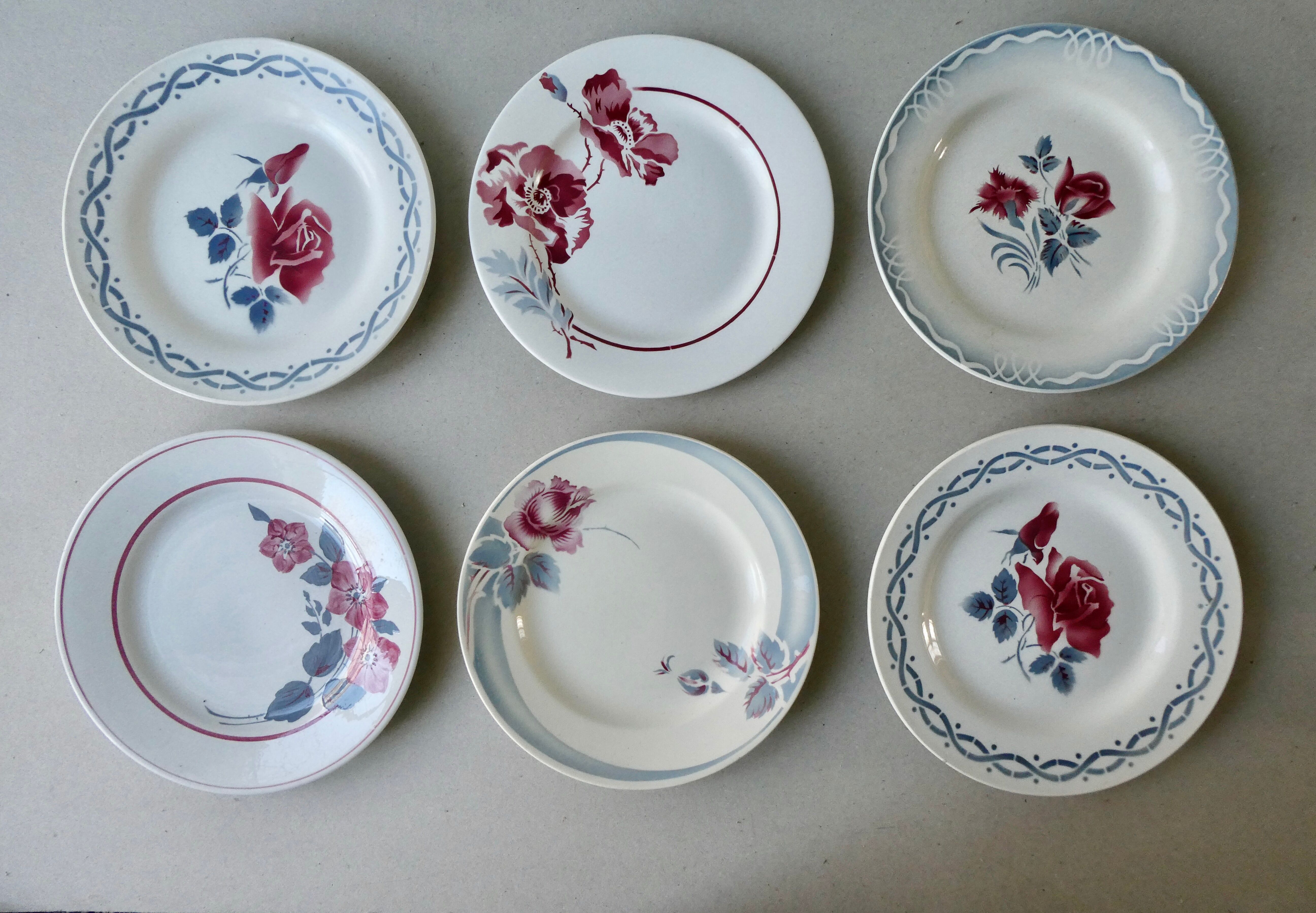 6 antique flat plates, floral decoration, 22.5 cm