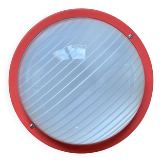 Round glass wall-mounted ceiling light porthole Prisma model Eko red.