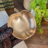 Apple-shaped brass tidy