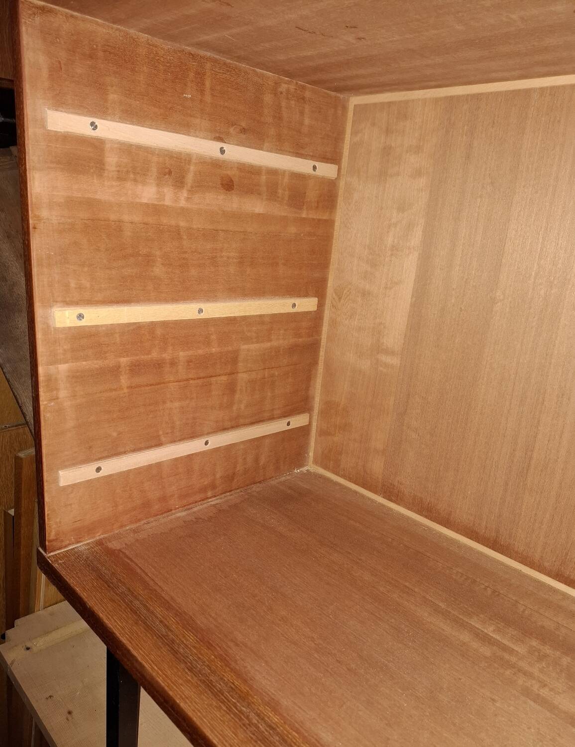 Modernist chest of drawers