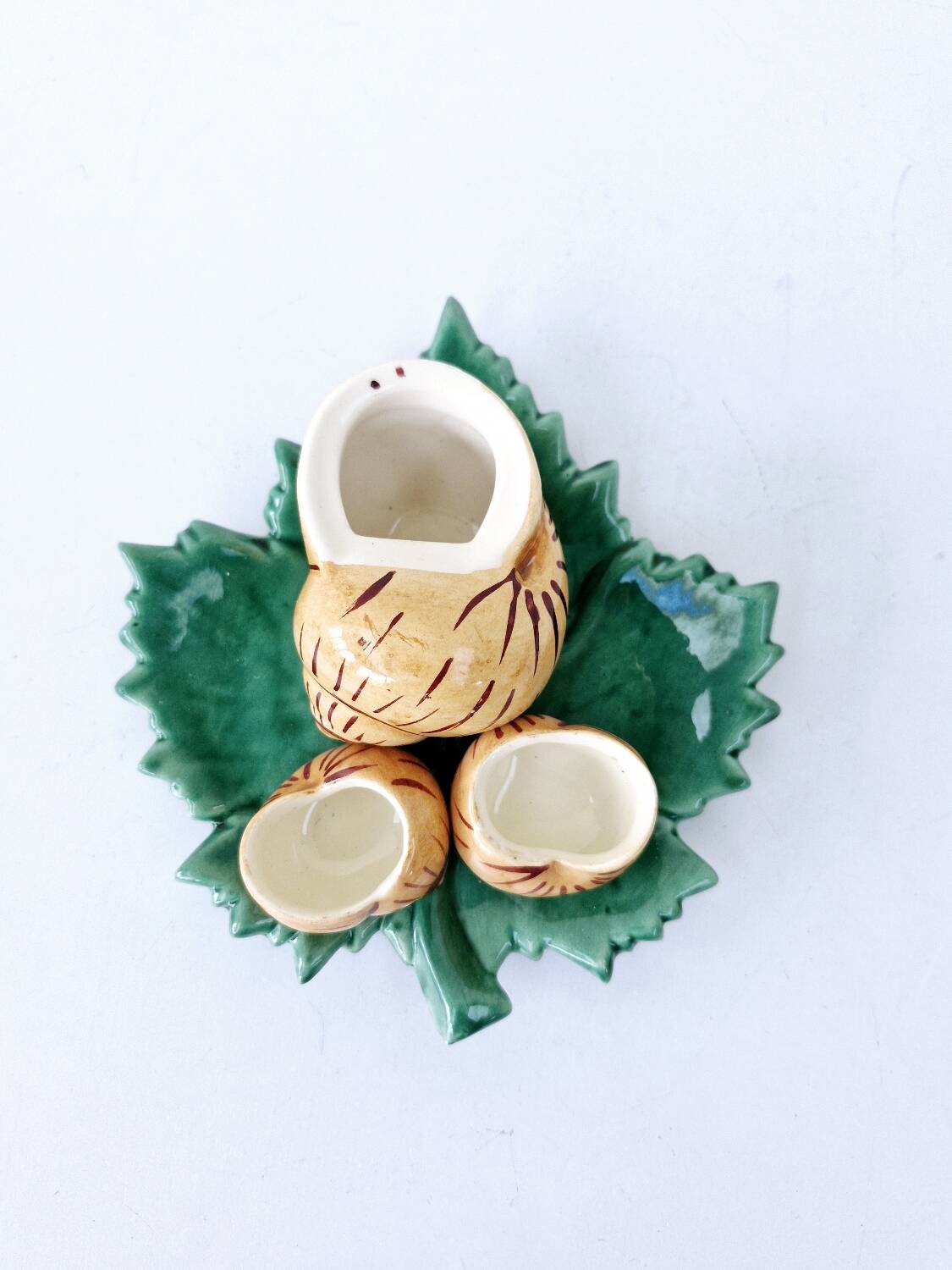 Servant Salt Pepper Mustard Ceramic DLG Vallauris Barbotine Escargot Leaf