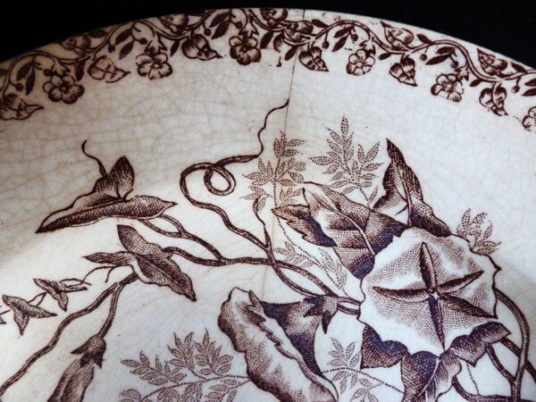 Anciennes assiettes creuses de table fin 19e, ancienne vaisselle française.