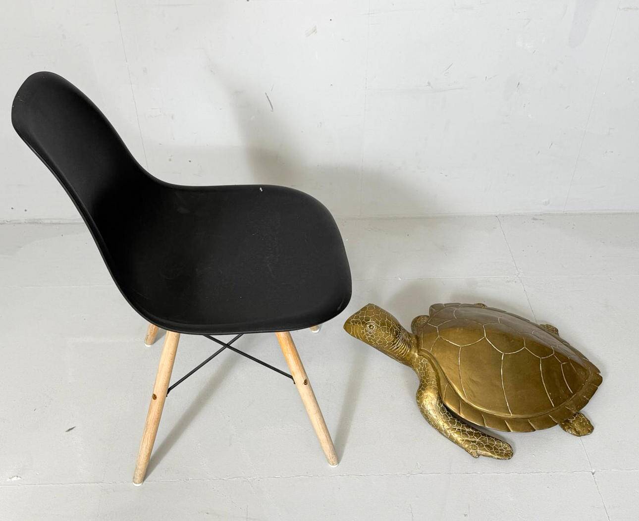 Hollywood Regency, brass turtle sculpture/box, France, 1970s