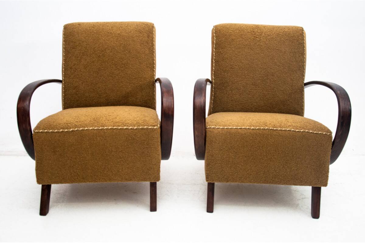A pair of Art Deco armchairs by J. Halabala from the 1930s, Czech Republic.