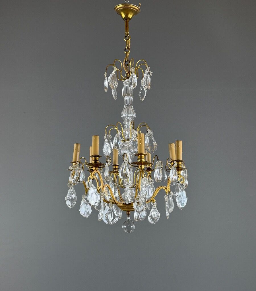 Louis XV style chandelier with pendants, 19th century