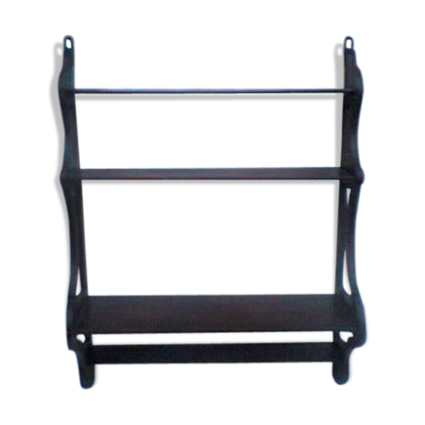 Wall shelf
