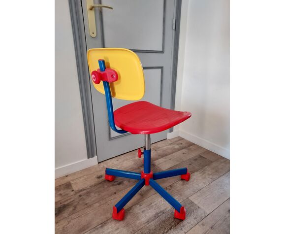 Chaise de bureau enfant style memphis