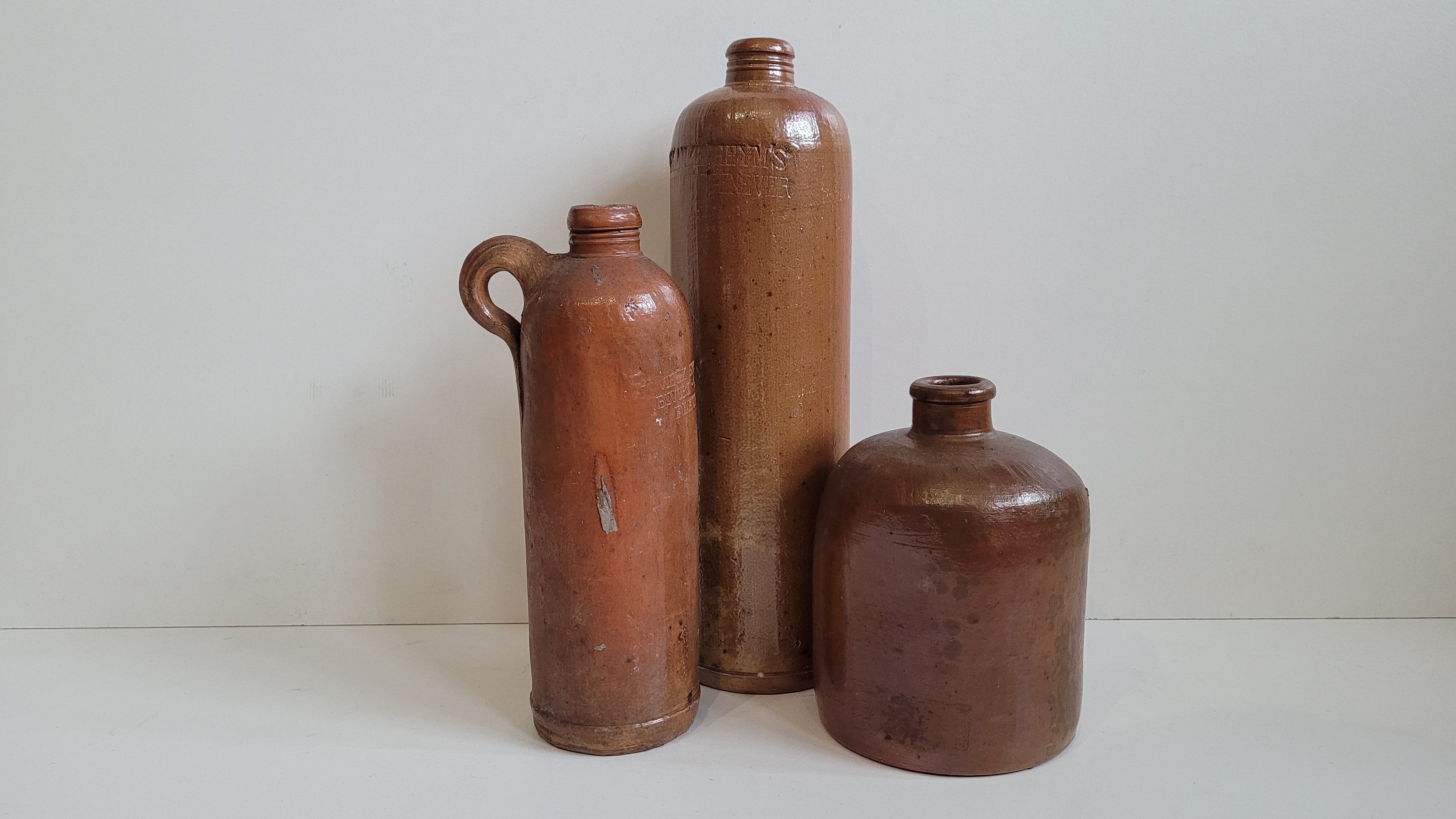 Trio brown sandstone mismatched