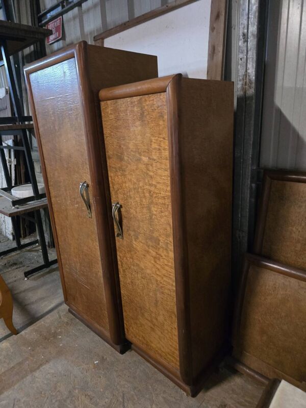 Armoire art deco en loupe d'orme