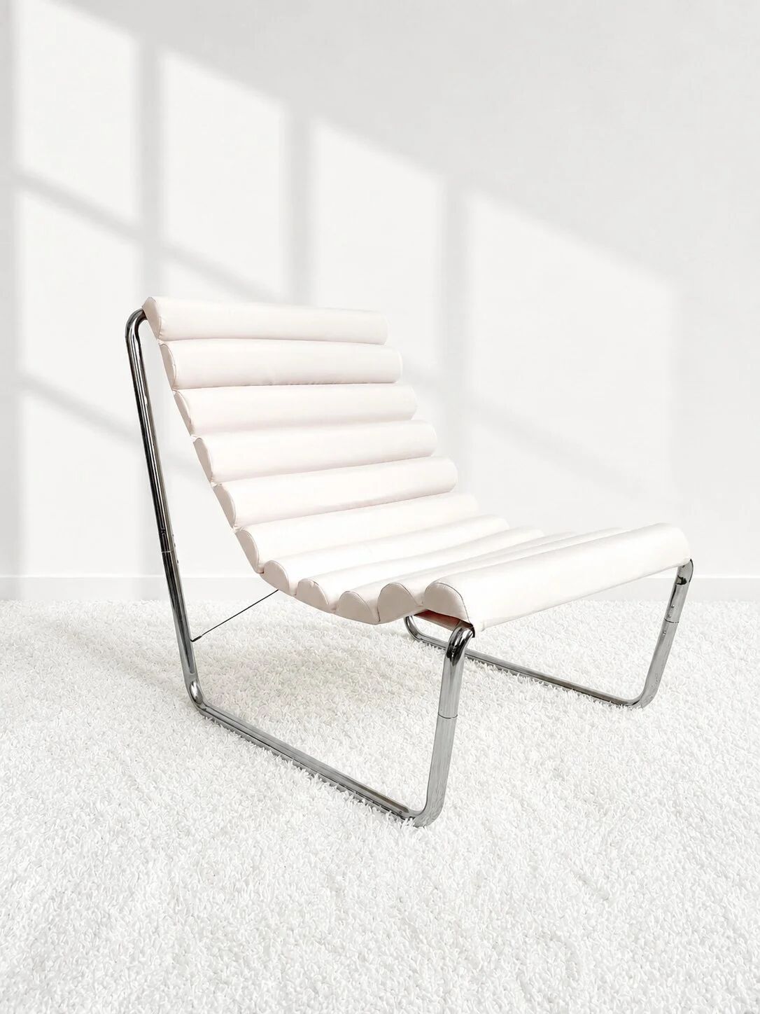 Hanging chair in Michel Boyer style, circa 1980.