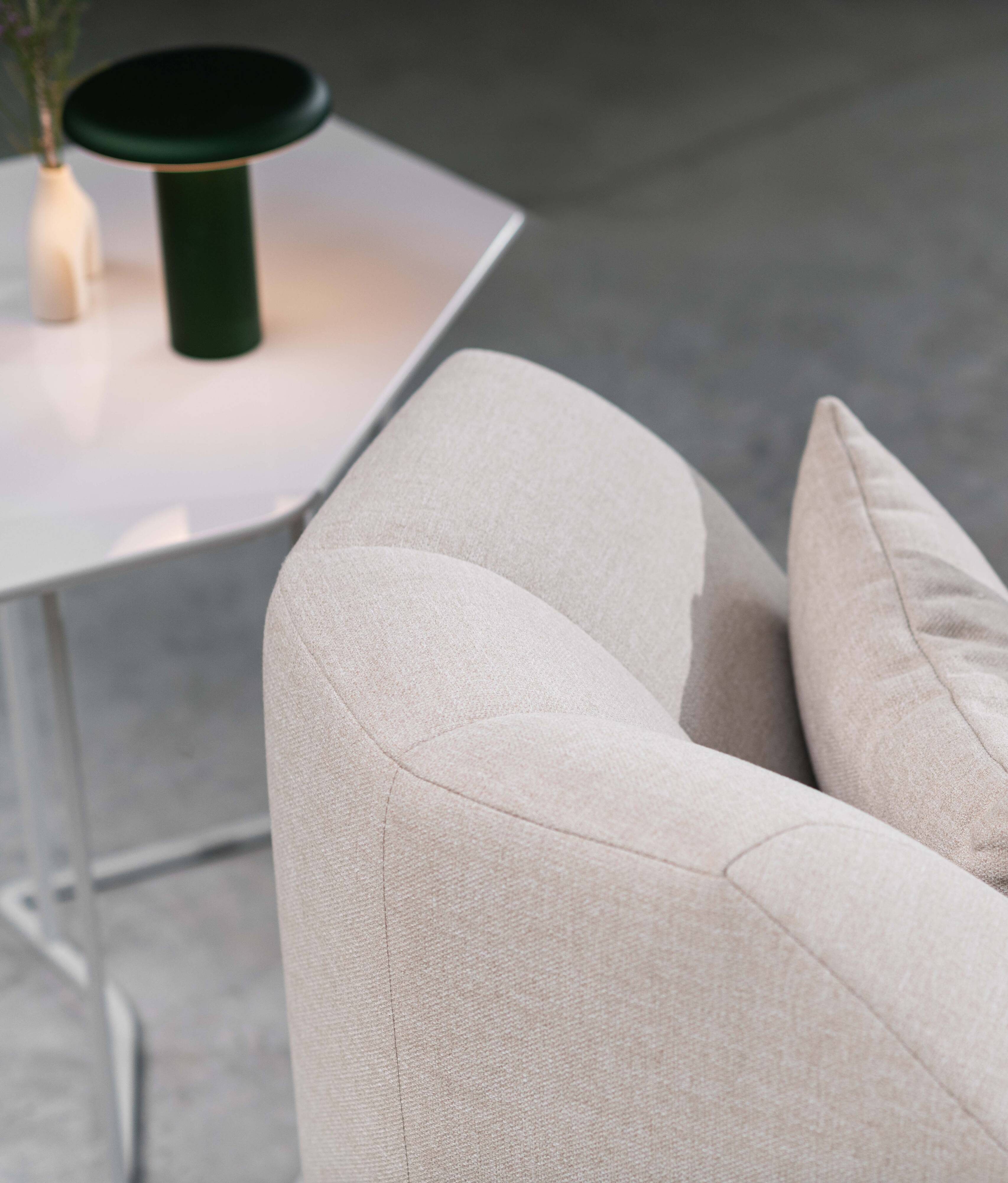 Table d'appoint design - Etat neuf