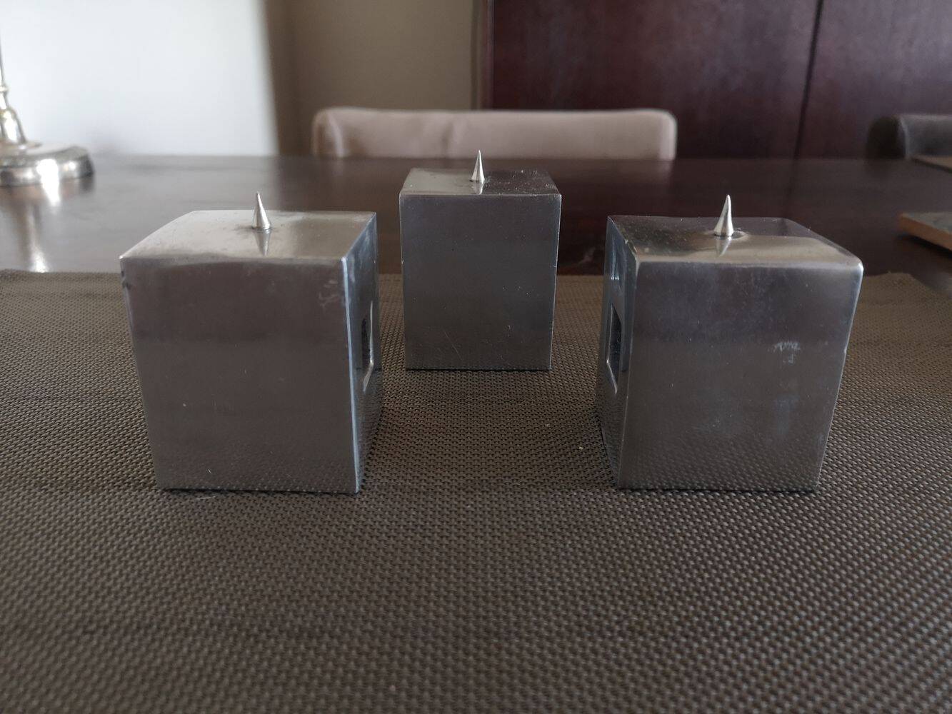 Set of three design candlesticks in brushed steel - Vintage Habitat - 1970s/1980s