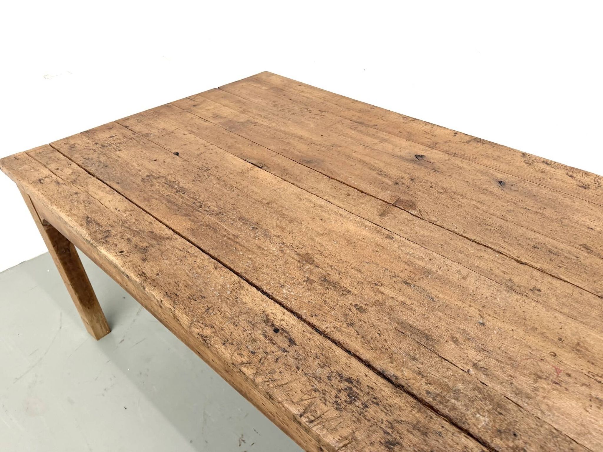 Brutalist farmhouse table in solid oak from the 1950s.