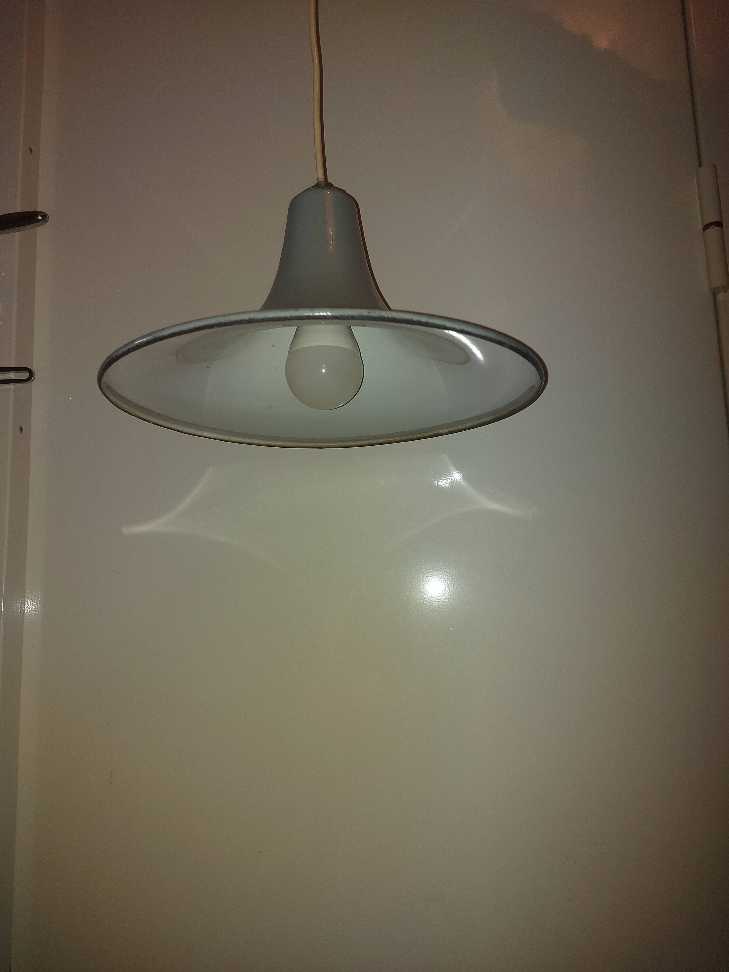 Industrial enamel hanging lamp