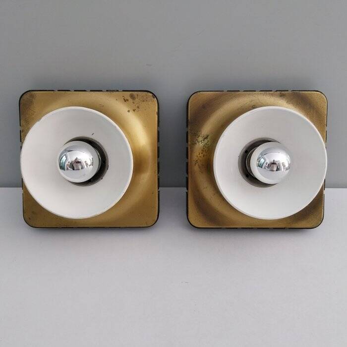 Pair of Italian wall lights from the 70s
