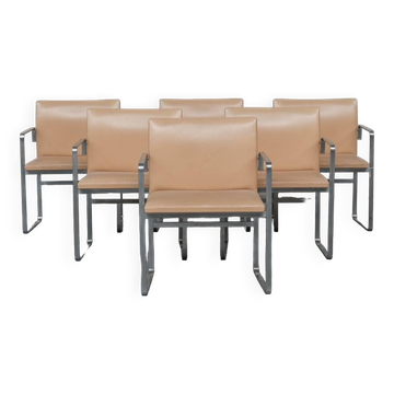 Ensemble de six chaises de salle à manger Mid-Century en acier et cuir Hans J Wegner 'JH811'