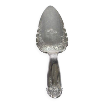 Vintage silver-plated pie server with rose decoration.