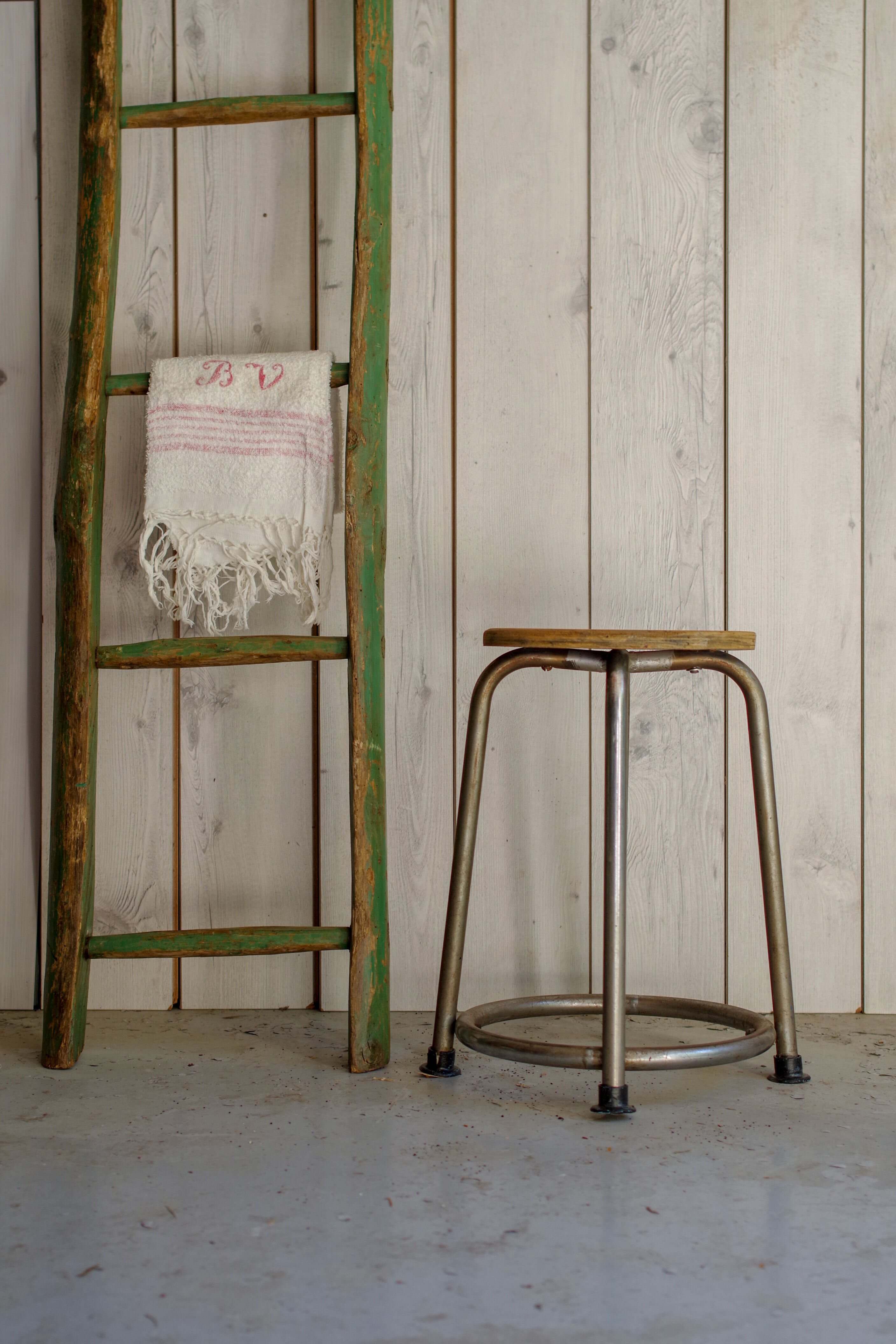 Old stool of the years 50