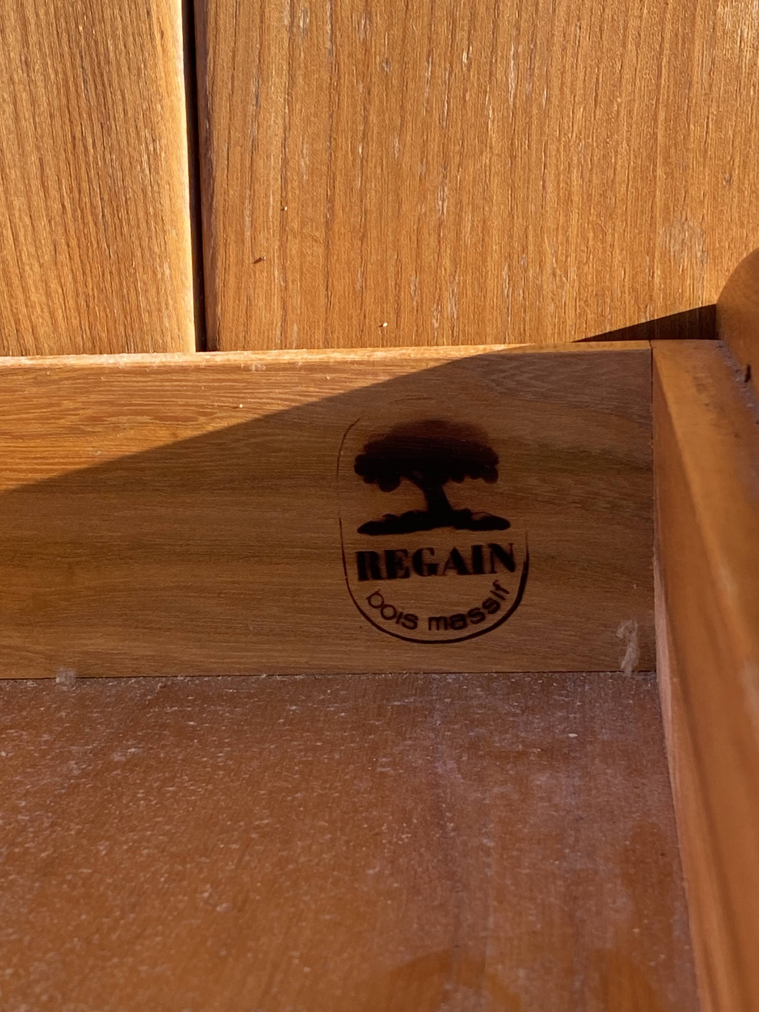 Regain / chapo Chevet en orme massif  1 tiroir en ceinture 1980 Signé