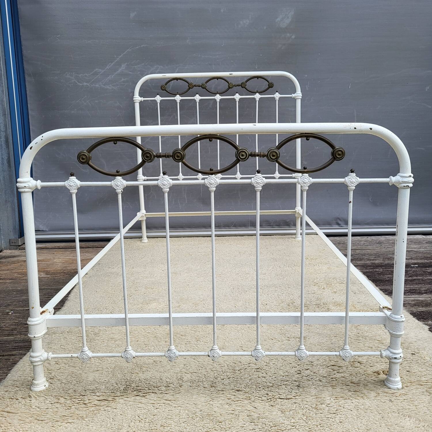 Art Deco brass almond metal bed 120x190