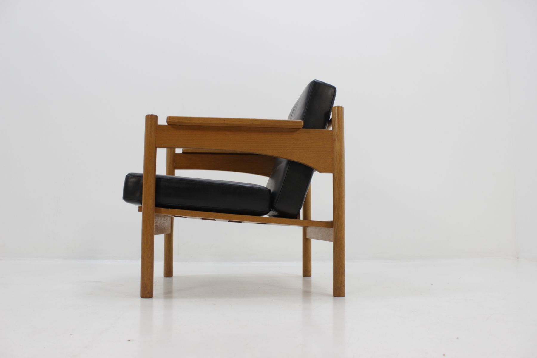 Krasna Jizba 1973 vintage chairs