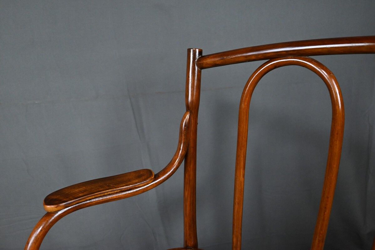 Curved beech bench, stamped J&J Kohn – Early 20th century