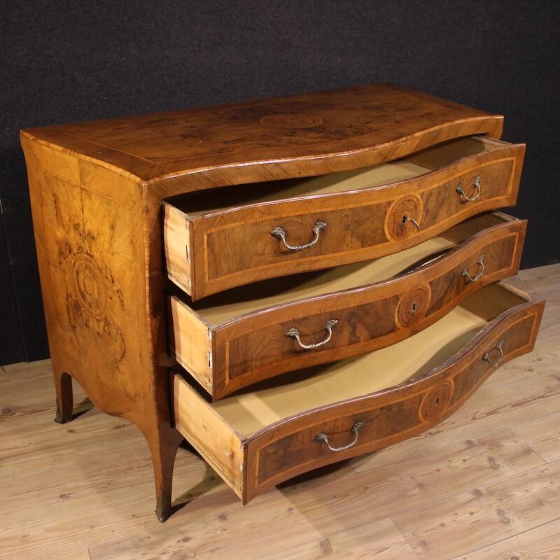 Commode néo-classique napolitaine du XVIIIe siècle de style Louis XV