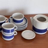 Service à thé scandinave en grès bleu et blanc