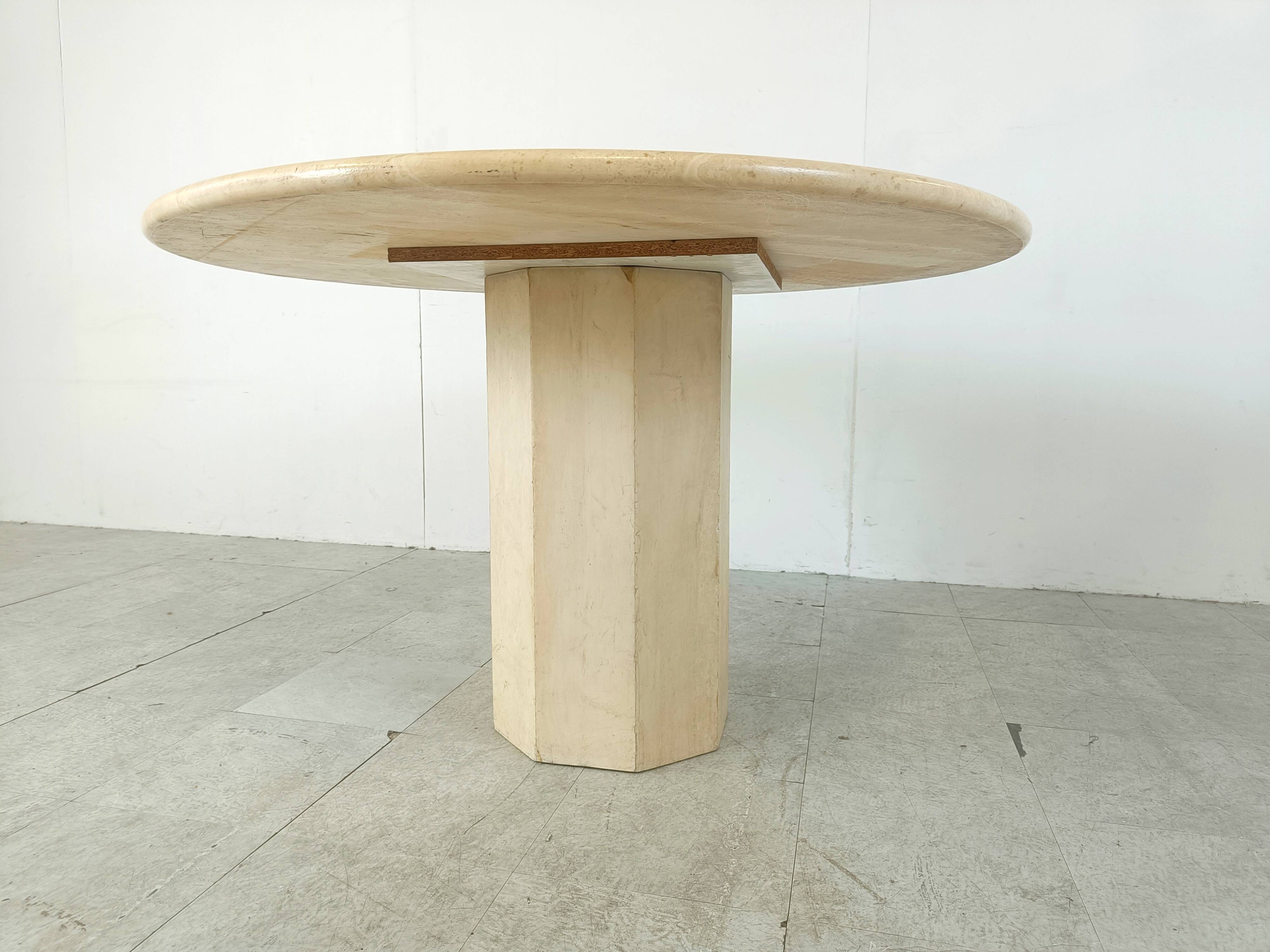 Round italian travertine dining table 1970s