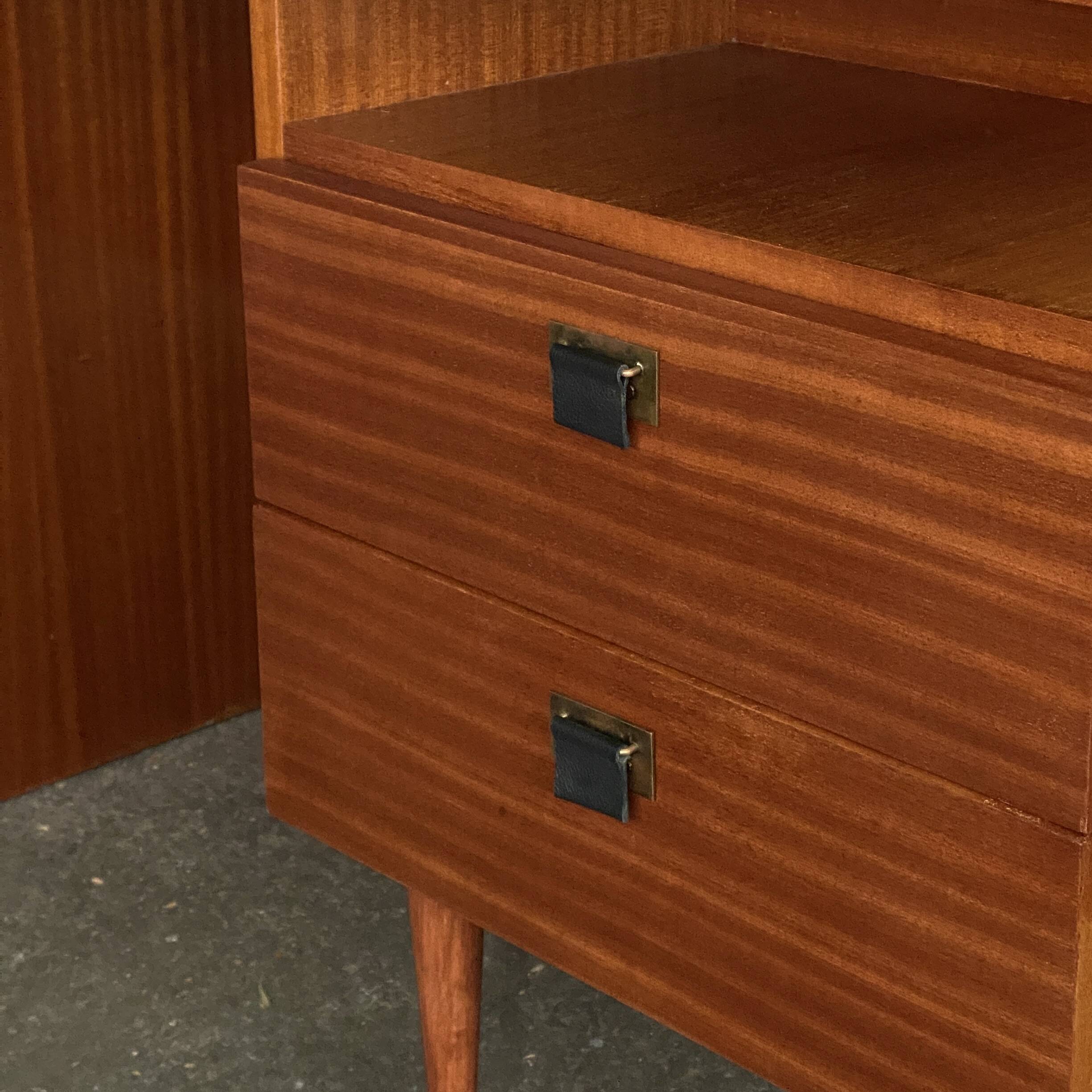 Bureau vintage en acajou, 1950, restauré