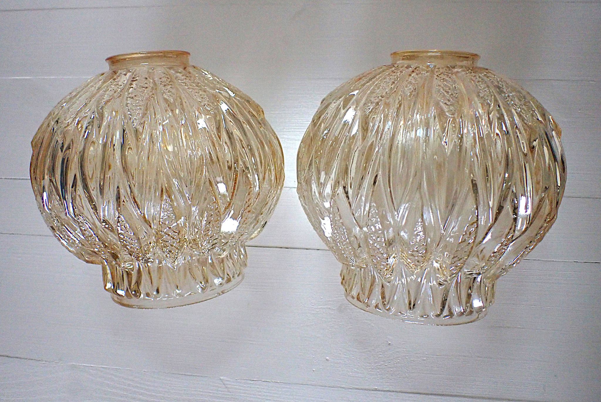 Pair of vintage globes for lighting - amber glass