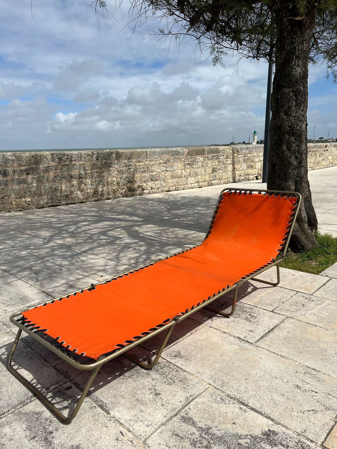 Vintage deckchair 1970 orange