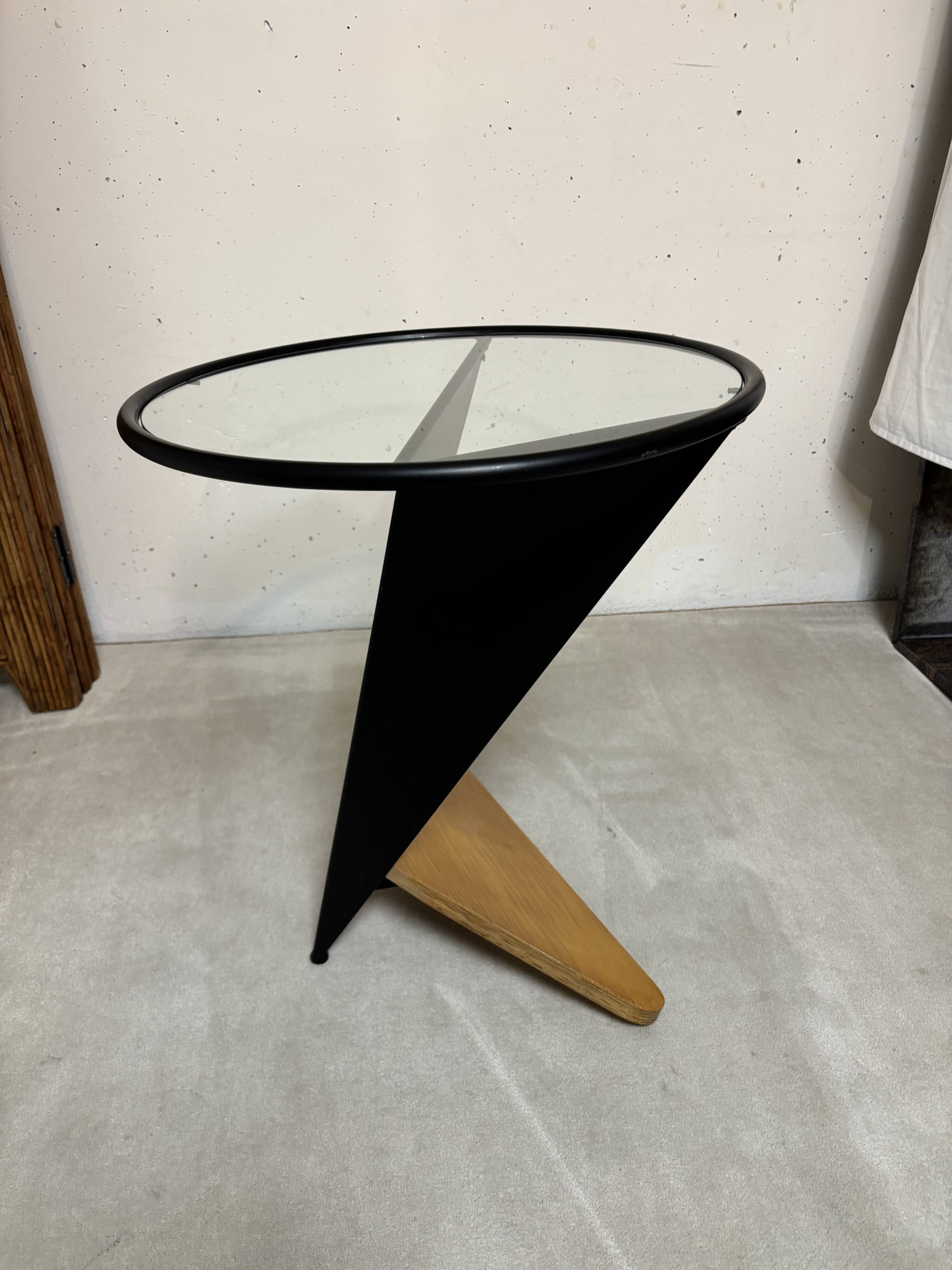 Viki pedestal table, Bruni Brunati and Carlo Zerbar, Naos 1988