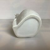 Zoomorphic bird planter