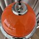 Lampe pendentif orange de l'âge spatial vintage 1973 – Chrome et acrylique