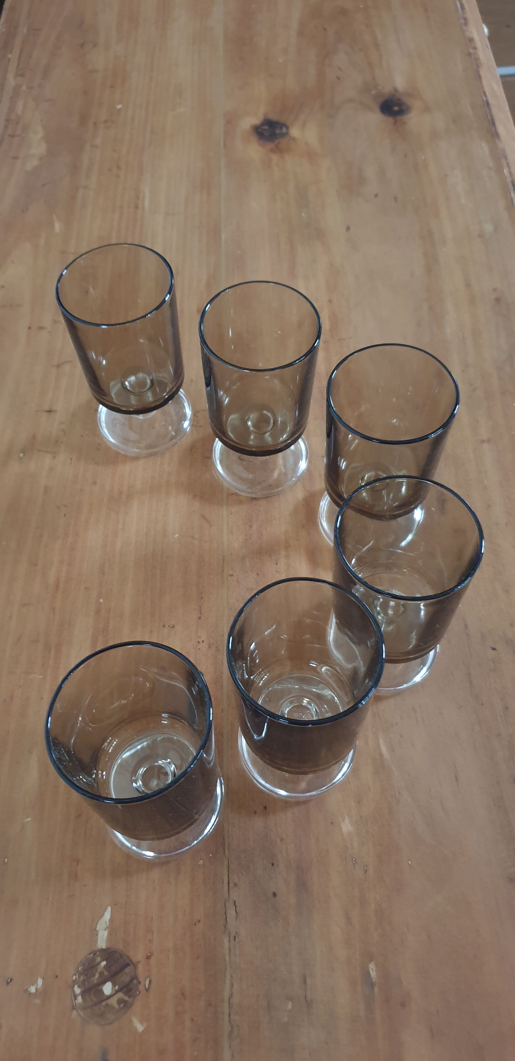 6 stemmed glasses