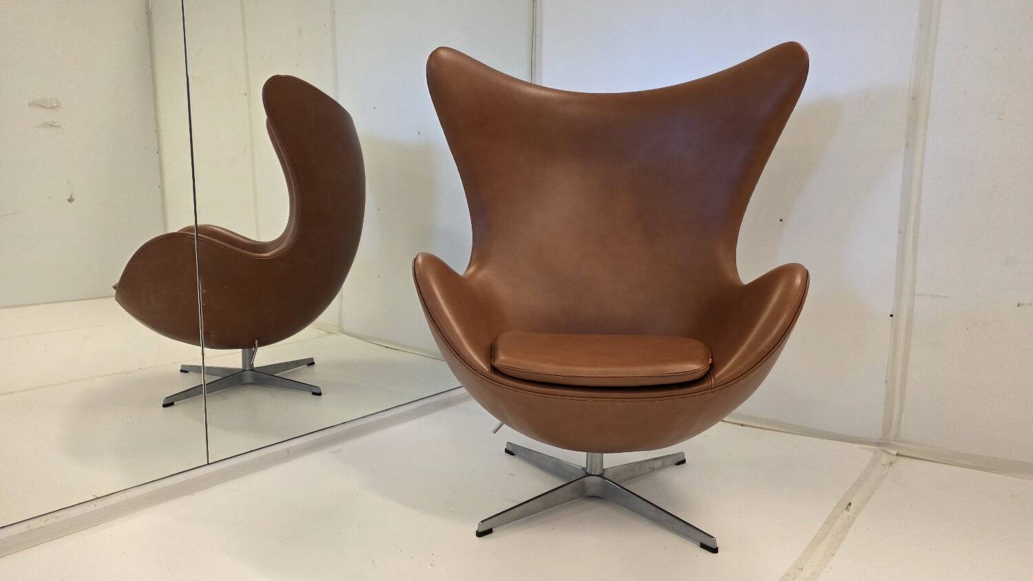 Fauteuil Egg par Arne Jacobsen pour Fritz Hansen