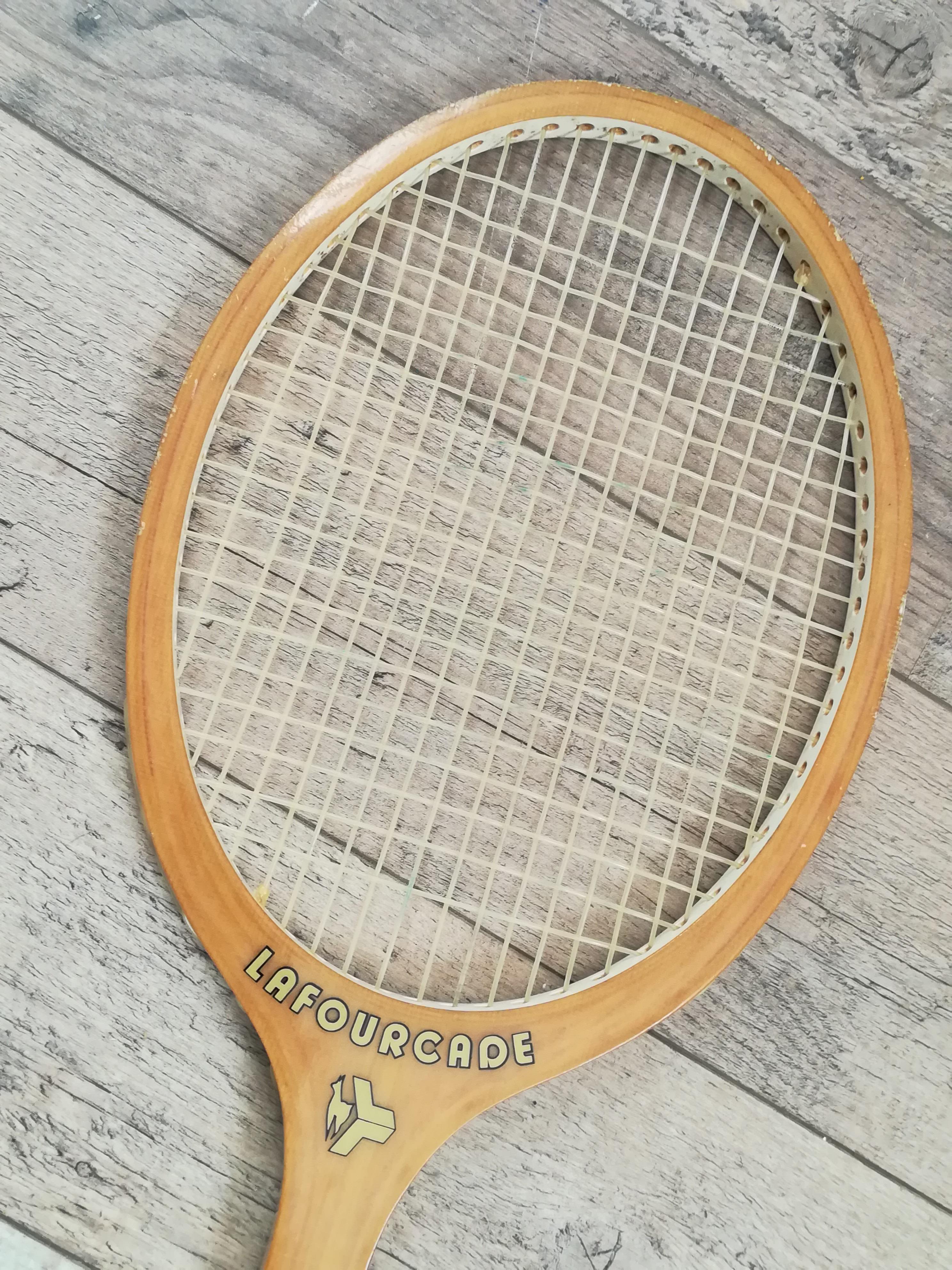 Raquette de tennis vintage lafourcade et sa housse