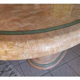 Table ovoide en travertin rose et vert vers 1975