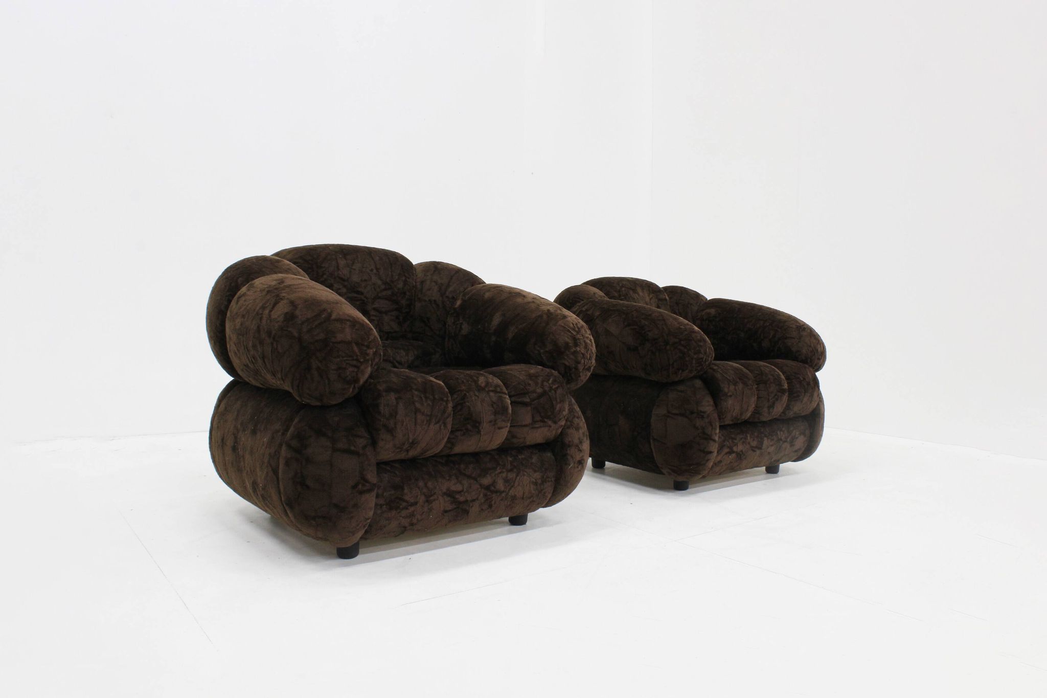 Vintage Italian armchairs brown velvet  1970s , set of 2