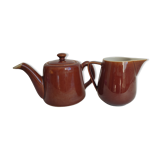 Teapot and milk jar from Bistrot Villeroy Bosh