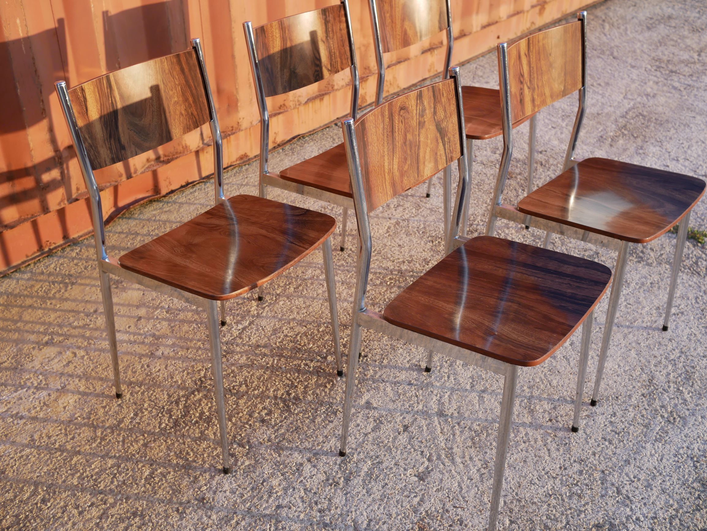 5 chairs vintage wood and metal