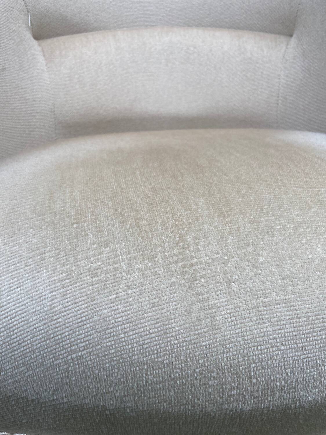 Old toad armchair in beige velvet