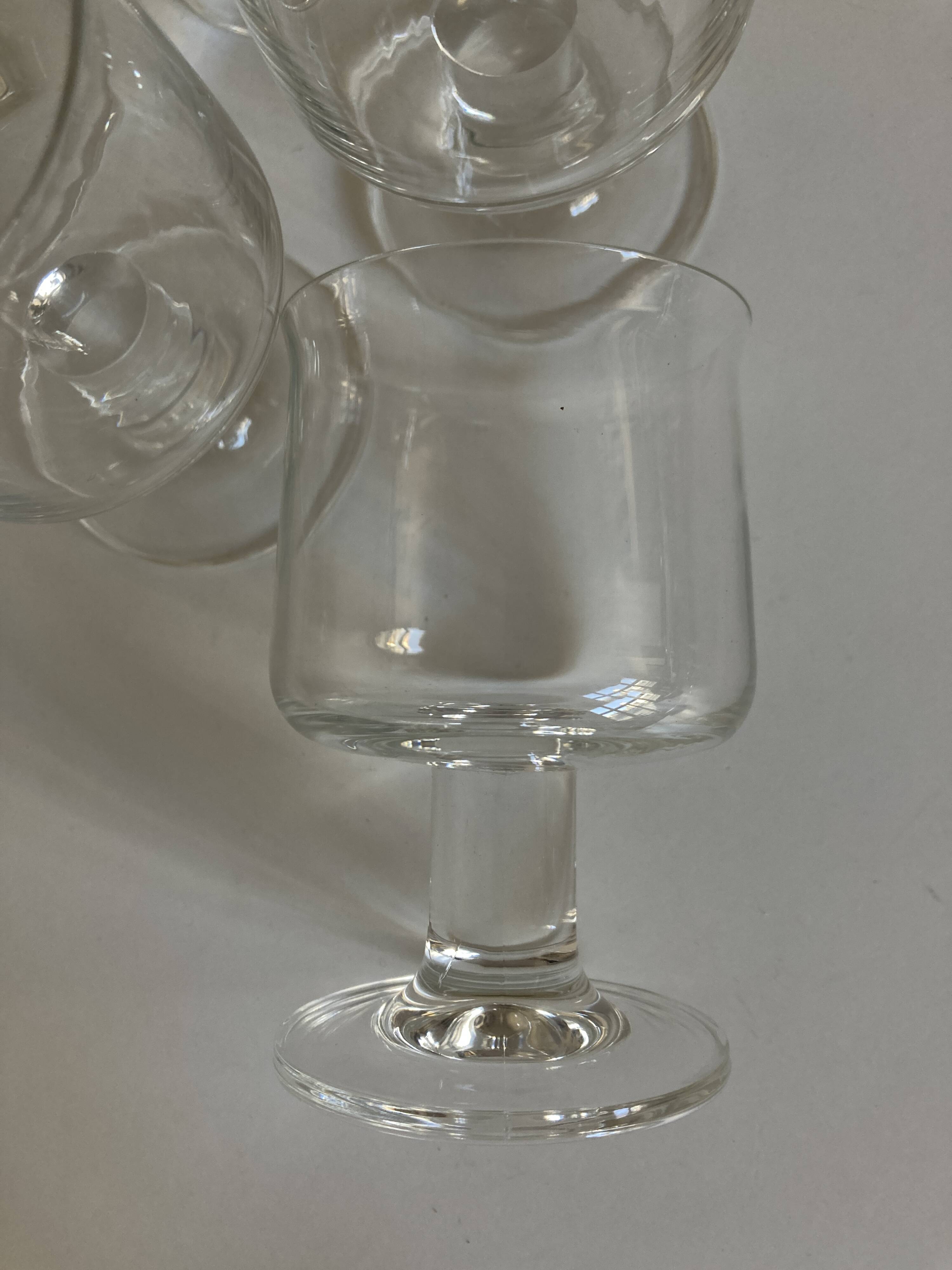 set of 7 Scandinavian crystal glasses ringing stemmed goblets 1970