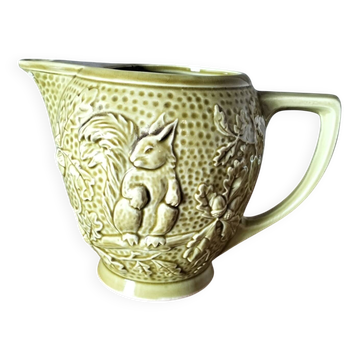 Squirrel jug