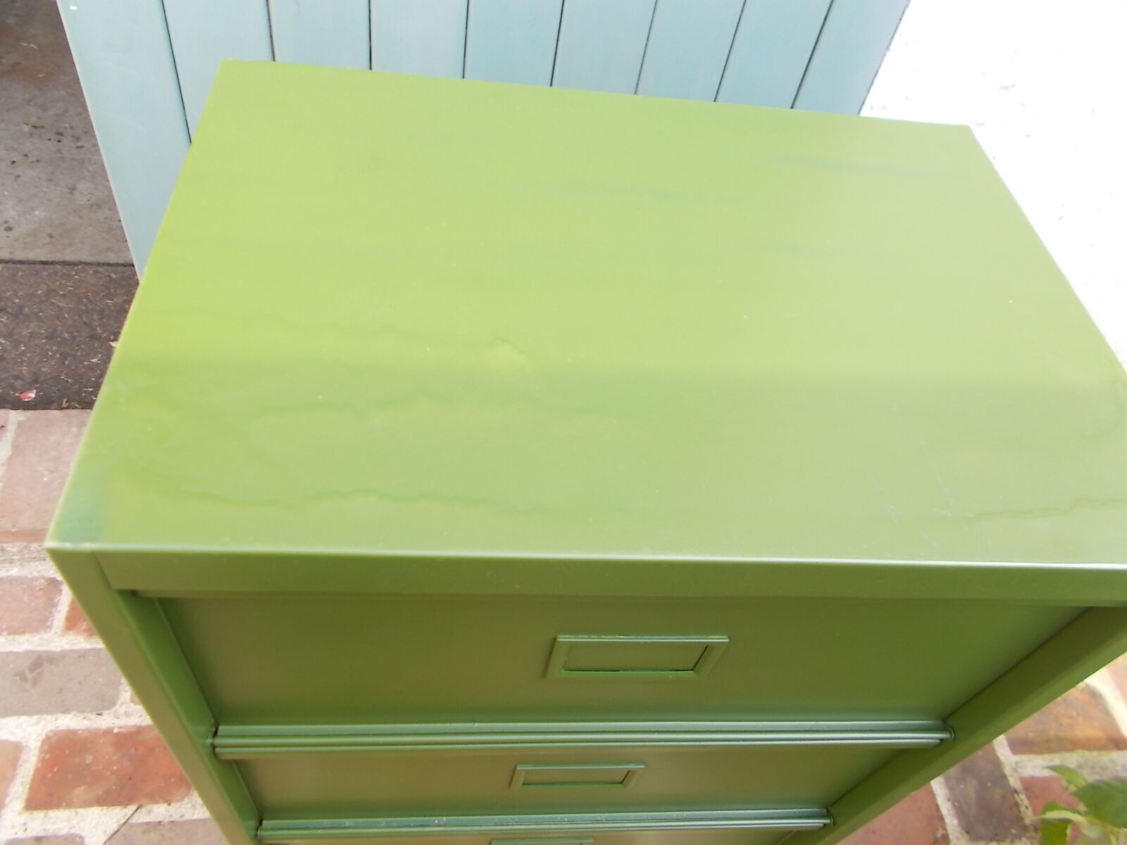 Valve steel furniture