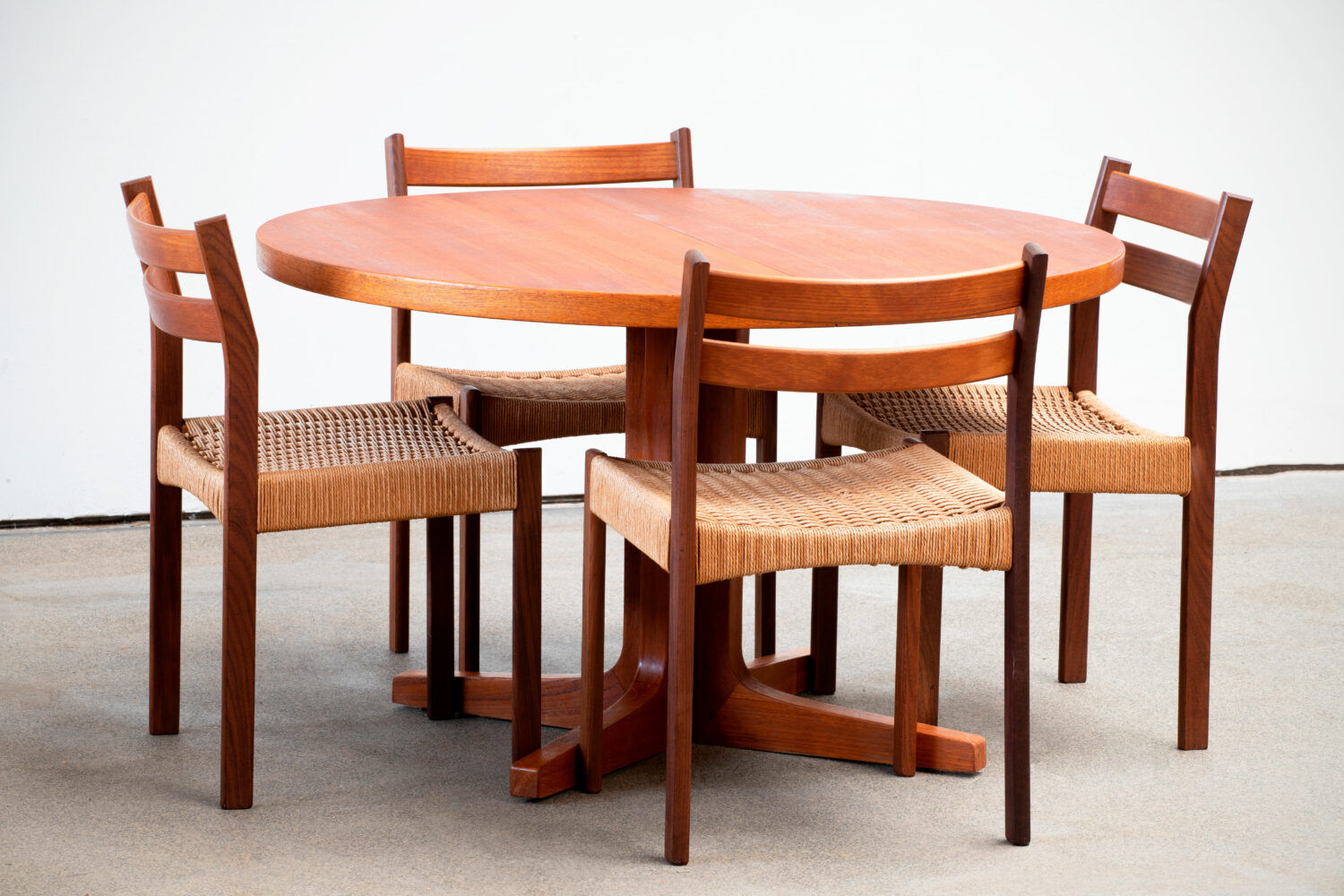 Vintage Scandinavian Table (Danish) 1960