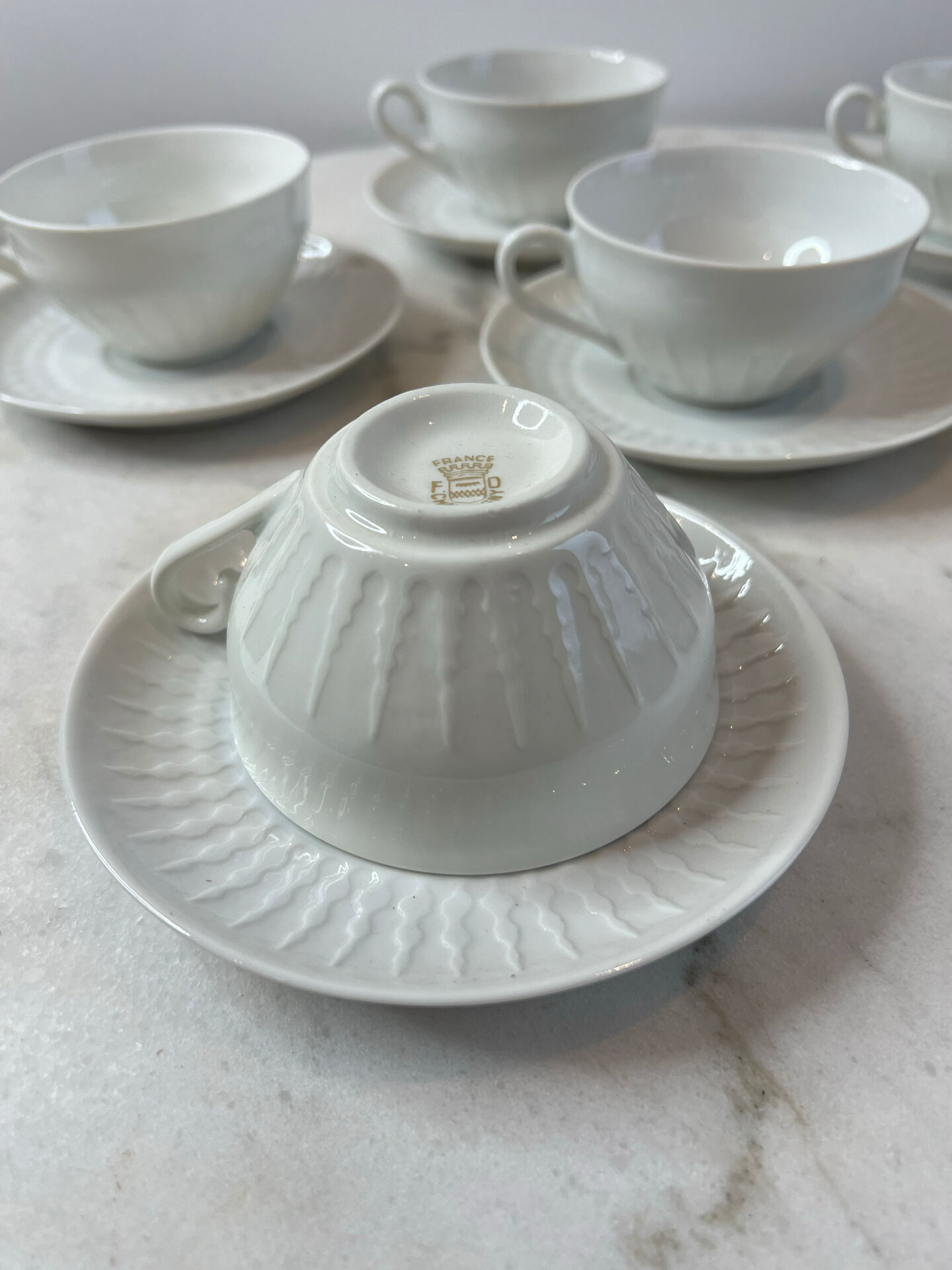 Set of 6 porcelain cups and saucers F. Chauvigny