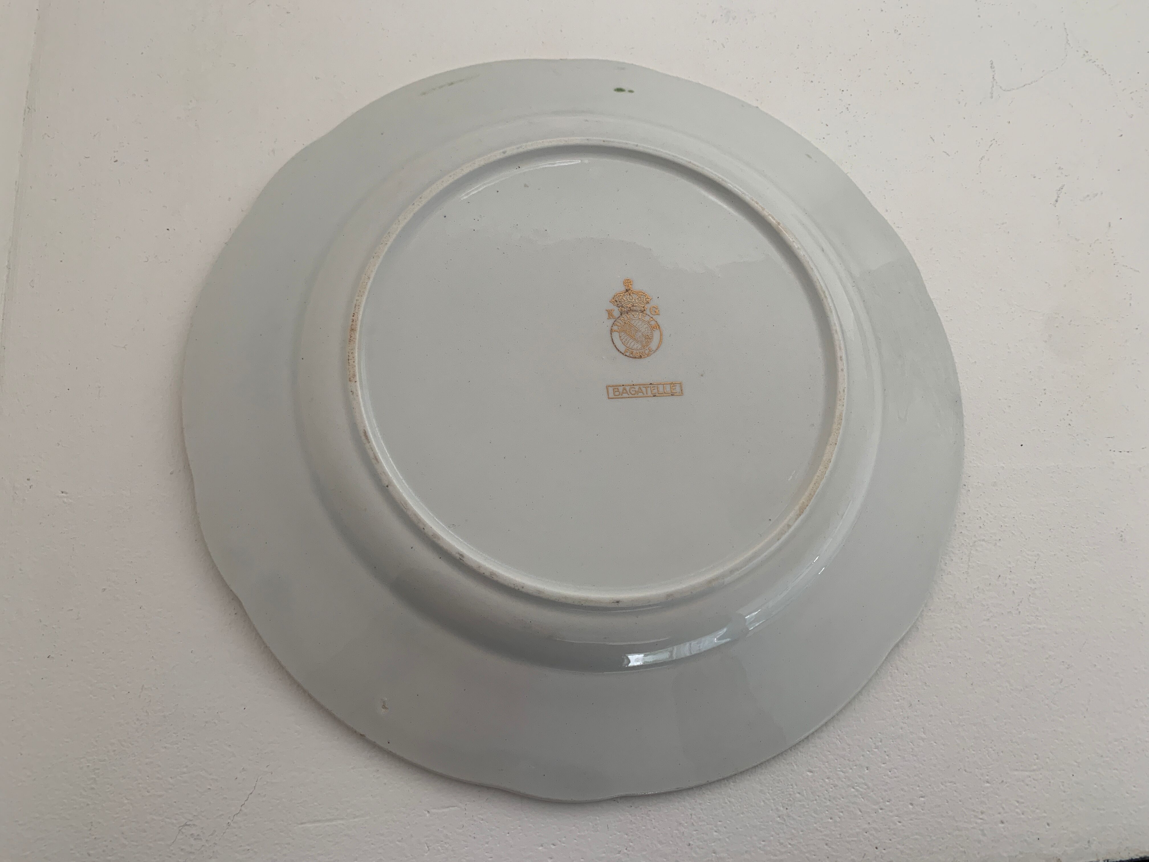 12 flat plates in flat earthenware KG Luneville bagatelle model, late 19th century