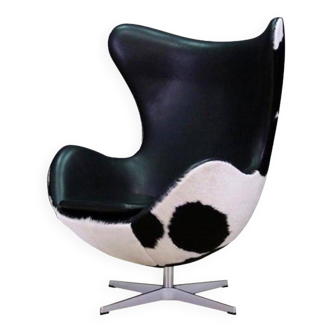 Chaise Egg, design danois, designer : Arne Jacobsen, fabricant : Fritz Hansen